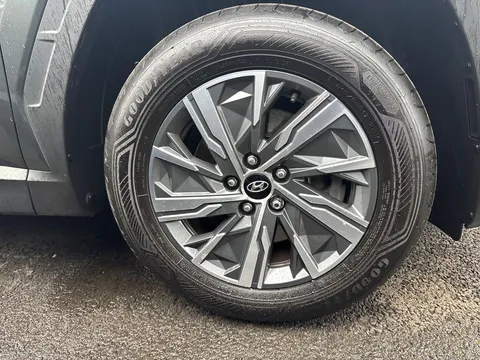 SM72LLR Hyundai Tucson 1.6 TGDi SE Connect 5dr 2WD Thumbnail #9