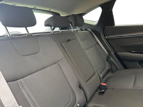 SM72LLR Hyundai Tucson 1.6 TGDi SE Connect 5dr 2WD Thumbnail #14