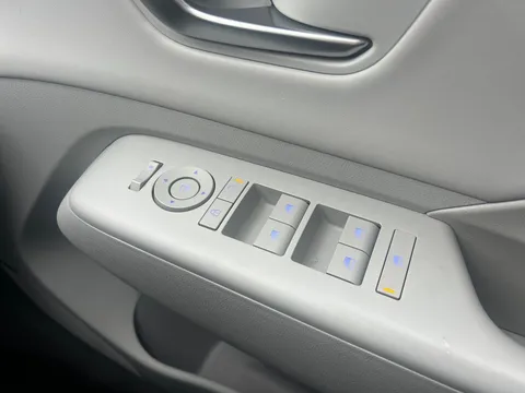 WF74YKG Hyundai Kona 160kW Ultimate 65kWh 5dr Auto Thumbnail #23