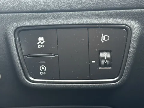 SM72LLR Hyundai Tucson 1.6 TGDi SE Connect 5dr 2WD Thumbnail #28