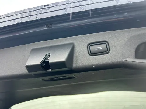 WR74FCC Hyundai Tucson 1.6T Hybrid Ultimate 5dr Auto Thumbnail #35