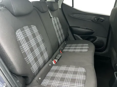 EA25ZMO Hyundai i10 1.0 [63] Premium 5dr Auto [Nav] Thumbnail #12