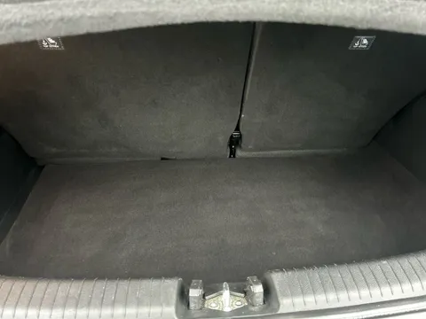 EA25ZMO Hyundai i10 1.0 [63] Premium 5dr Auto [Nav] Thumbnail #29