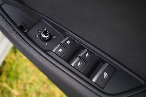 BL71KJX Audi A5 40 TFSI 204 Edition 1 2dr S Tronic Thumbnail #53