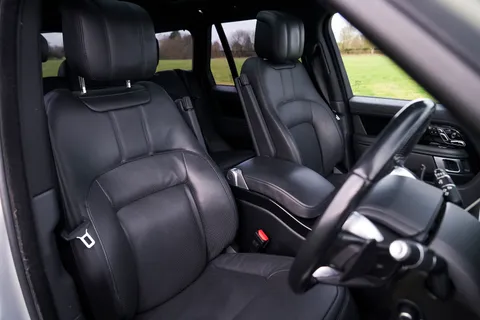 BV19GKA Land Rover Range Rover 3.0 SDV6 Vogue 4dr Auto Thumbnail #39