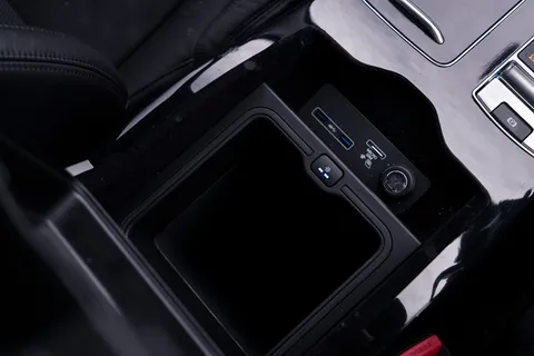 BV19GKA Land Rover Range Rover 3.0 SDV6 Vogue 4dr Auto Thumbnail #64