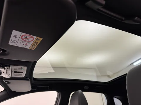 OE74UCO Nissan Qashqai 1.3 DiG-T MH N-Design 5dr Thumbnail #15