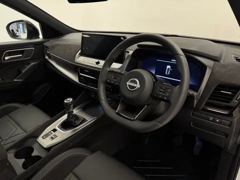 OE74UCO Nissan Qashqai 1.3 DiG-T MH N-Design 5dr Thumbnail #20