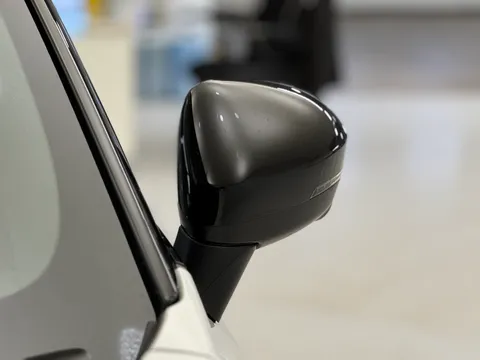 OE74UCO Nissan Qashqai 1.3 DiG-T MH N-Design 5dr Thumbnail #31