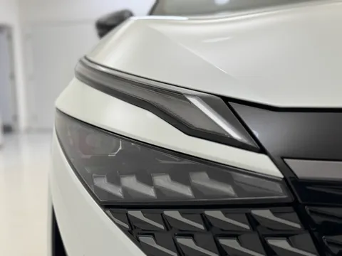 OE74UCO Nissan Qashqai 1.3 DiG-T MH N-Design 5dr Thumbnail #32