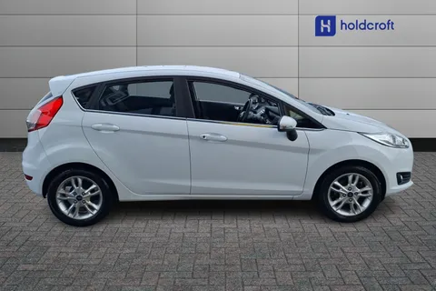 5 of 40 for Ford Fiesta 1.25 82 Zetec 5dr