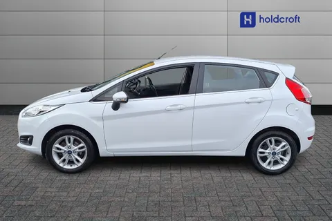 6 of 40 for Ford Fiesta 1.25 82 Zetec 5dr