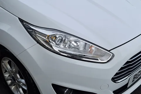 16 of 40 for Ford Fiesta 1.25 82 Zetec 5dr