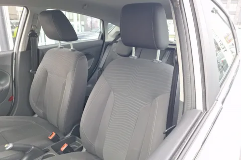 20 of 40 for Ford Fiesta 1.25 82 Zetec 5dr