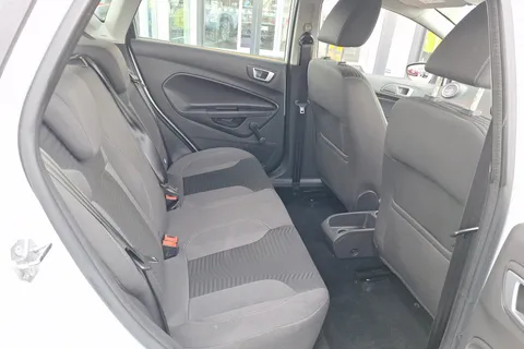 38 of 40 for Ford Fiesta 1.25 82 Zetec 5dr