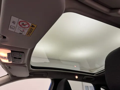 DV72RVA Nissan Qashqai 1.3 DiG-T MH N-Connecta [Glass Roof] 5dr Thumbnail #15