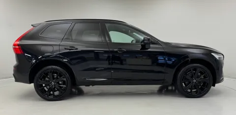 RF74ZSW Volvo XC60 2.0 B5P Ultra Black Edition 5dr AWD Geartronic Thumbnail #5