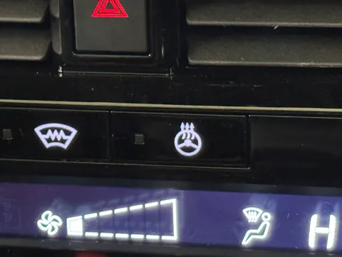 OE25LSV Nissan Qashqai 1.5 E-Power Tekna 5dr Auto Thumbnail #31