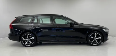 RF74ARO Volvo V60 2.0 B4P Plus Dark 5dr Auto [7 speed] Thumbnail #5