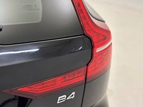 RF74ARO Volvo V60 2.0 B4P Plus Dark 5dr Auto [7 speed] Thumbnail #34