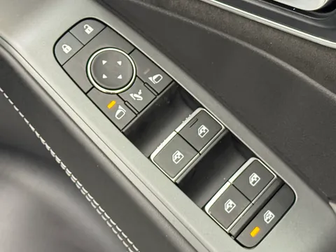 OW24WGP Nissan Qashqai 1.3 DiG-T MH N-Design 5dr Thumbnail #19