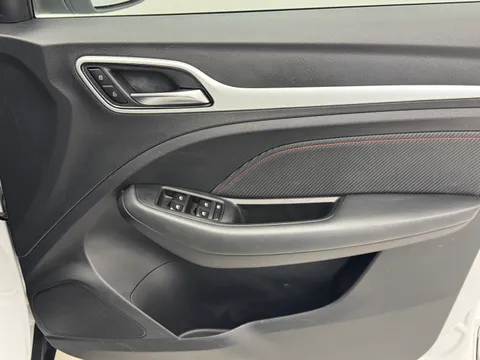 DS72RZT Mg Motor Uk Zs 115kW Trophy EV Long Range 73kWh 5dr Auto Thumbnail #18