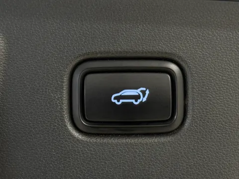 FD71PXB Hyundai Tucson 1.6 TGDi Plug-in Hybrid Ultimate 5dr 4WD Auto Thumbnail #11