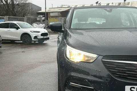 SG69ZNA Vauxhall Grandland X 1.2 Turbo Elite Nav 5dr Thumbnail #18