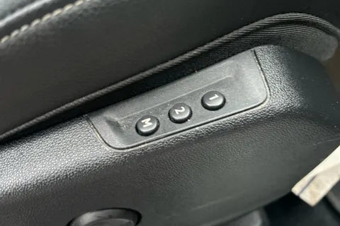 SG69ZNA Vauxhall Grandland X 1.2 Turbo Elite Nav 5dr Thumbnail #20