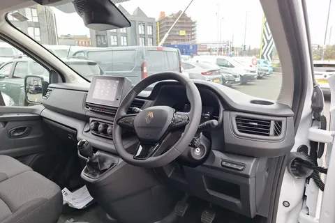 DL75WEW Renault Trafic LL30 Blue dCi 130 Advance [Safety] Van Thumbnail #3