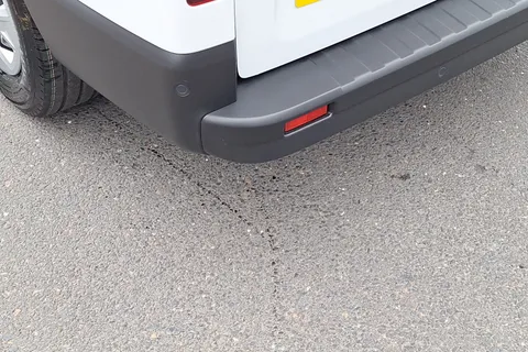 DL75WEW Renault Trafic LL30 Blue dCi 130 Advance [Safety] Van Thumbnail #22