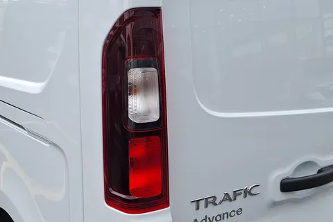 DL75WEW Renault Trafic LL30 Blue dCi 130 Advance [Safety] Van Thumbnail #19