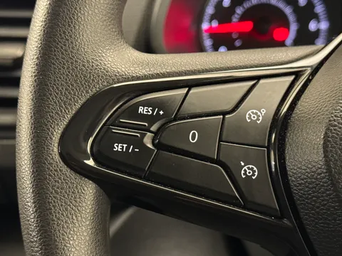 FG23XOA Renault Trafic LL30 Blue dCi 150 Business+ Van Thumbnail #11