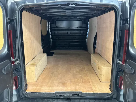 FG23XOA Renault Trafic LL30 Blue dCi 150 Business+ Van Thumbnail #17