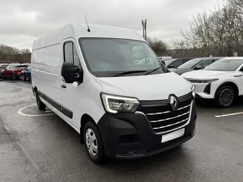 HN23GRU Renault Master LM35dCi 135 Business+ Medium Roof Van Thumbnail #1
