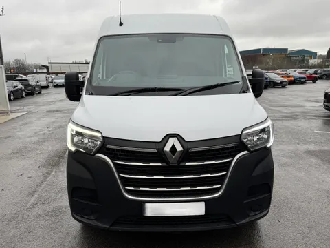 HN23GRU Renault Master LM35dCi 135 Business+ Medium Roof Van Thumbnail #3