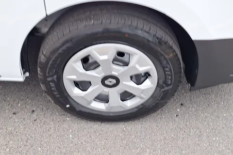 DL75WDD Renault Trafic SL30 Blue dCi 130 Advance [Safety] Van Thumbnail #4