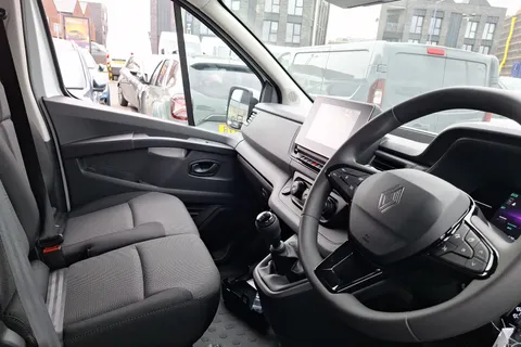 DL75WDD Renault Trafic SL30 Blue dCi 130 Advance [Safety] Van Thumbnail #12