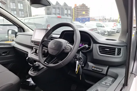 DL75WDD Renault Trafic SL30 Blue dCi 130 Advance [Safety] Van Thumbnail #30