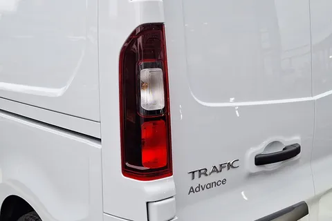 DL75WDD Renault Trafic SL30 Blue dCi 130 Advance [Safety] Van Thumbnail #19