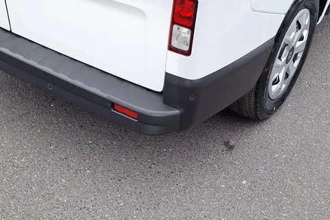 DL75WDD Renault Trafic SL30 Blue dCi 130 Advance [Safety] Van Thumbnail #24