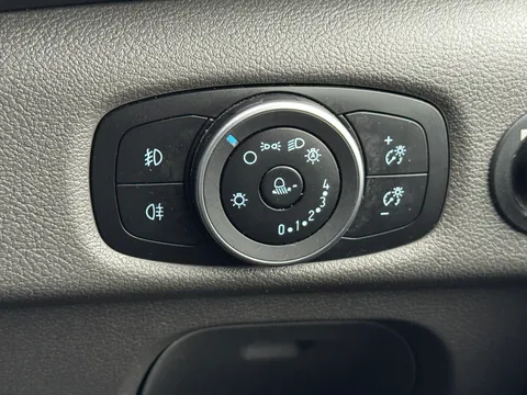 BP24CCF Ford Transit 2.0 EcoBlue 170ps H3 Limited Van Thumbnail #24