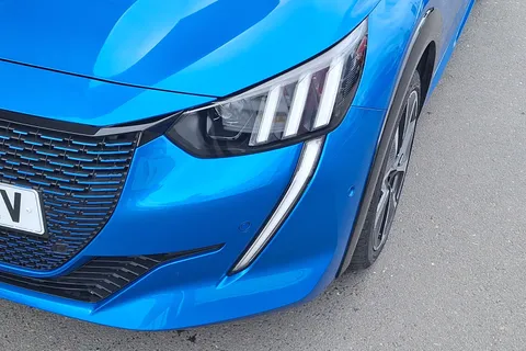 KR71BZV Peugeot 208 100kW GT Premium 50kWh 5dr Auto Thumbnail #15