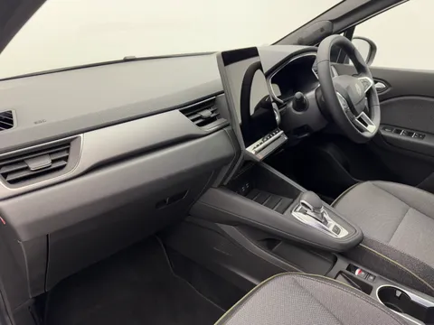 HN25YMX Renault Symbioz 1.6 E-Tech FHEV 145 Techno 5dr Auto Thumbnail #16