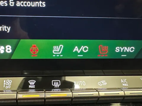 HN24WCK Renault Scenic E-Tech 160kW Techno 87kWh Long Range 5dr Auto Thumbnail #33