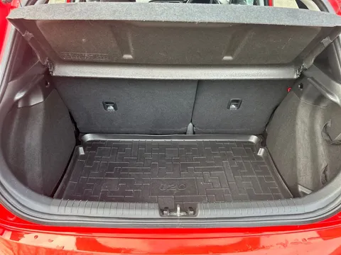 KY19XJK Hyundai i20 1.2 MPi SE 5dr Thumbnail #15