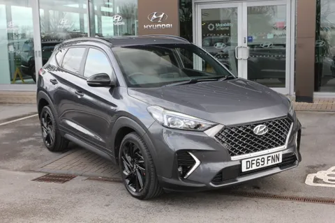 DF69FNN Hyundai Tucson 1.6 TGDi 177 N Line 5dr 2WD DCT Thumbnail #2