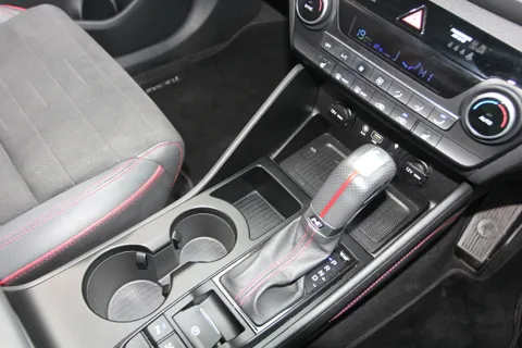 DF69FNN Hyundai Tucson 1.6 TGDi 177 N Line 5dr 2WD DCT Thumbnail #26