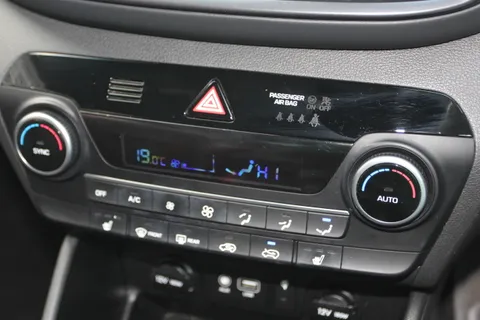 DF69FNN Hyundai Tucson 1.6 TGDi 177 N Line 5dr 2WD DCT Thumbnail #28