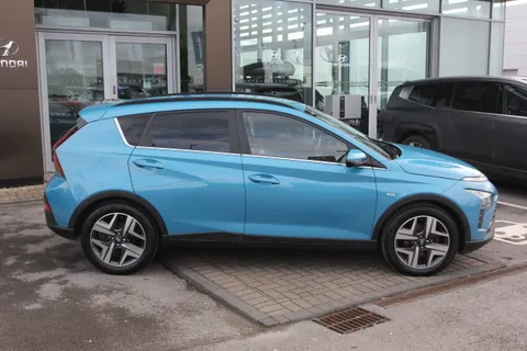 DU22BBJ Hyundai Bayon 1.0 TGDi [120] 48V MHEV Premium 5dr Thumbnail #4